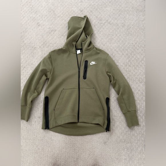 Nike Women’s Sportswear Tech Fleece Essential Full Zip Hoodie in Olive Green - Picture 2 of 13